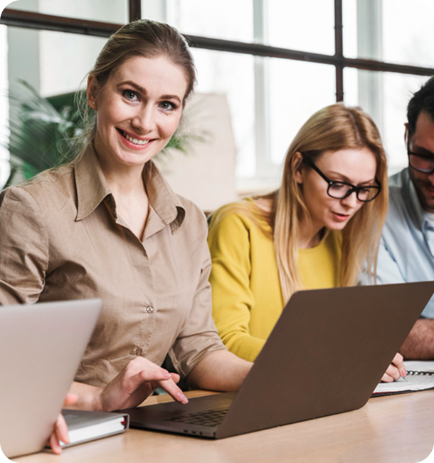 Associados em reunião